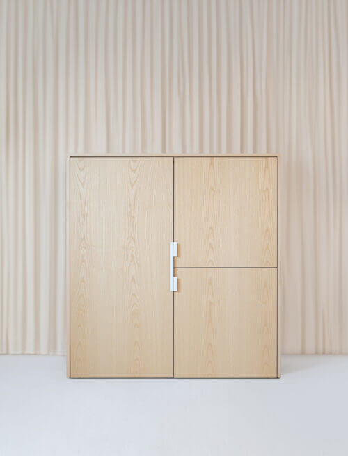 IKEA BESTÅ cabinet with ash veneer YTA FRÖNTS.